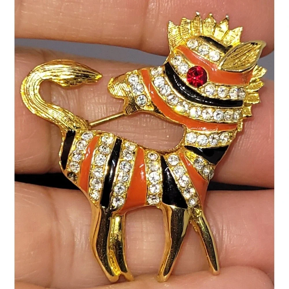 Zebra Brooch Enamel Rhinestone Animal‎ Pin Gold Tone Orange Stripe